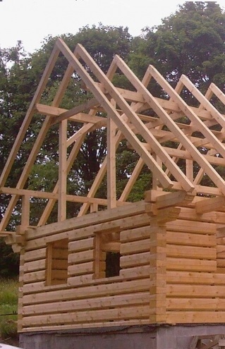 stavební řezivo pro dřevěné roubenky - Pila Lukeš